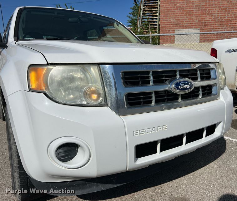 image for item EG8362 2011 Ford Escape SUV