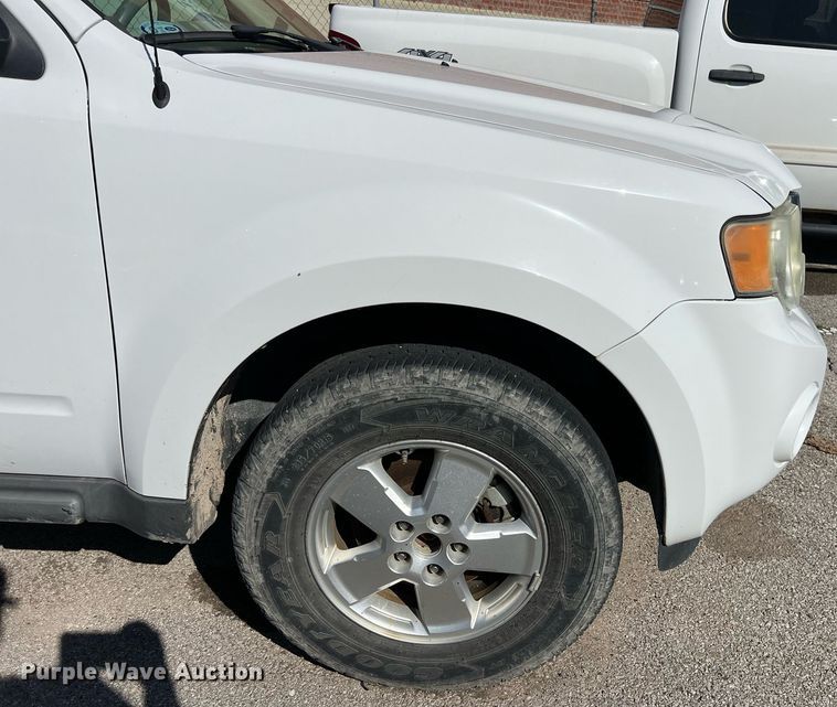 image for item EG8362 2011 Ford Escape SUV