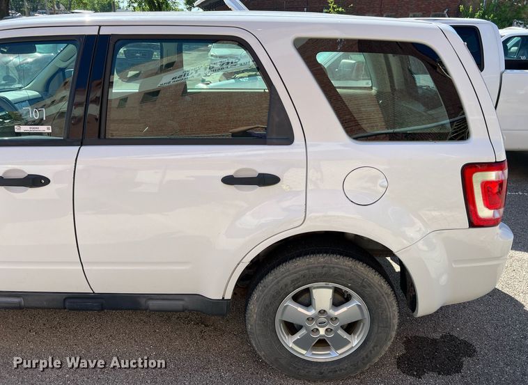image for item EG8362 2011 Ford Escape SUV
