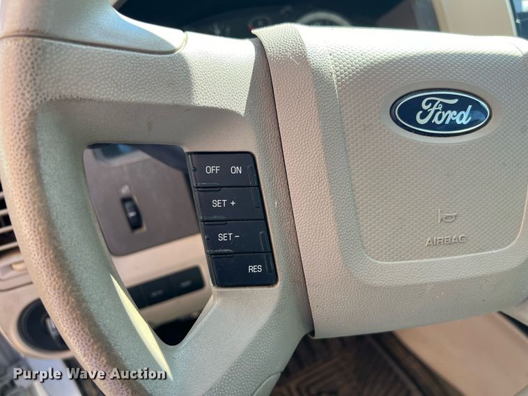image for item EG8362 2011 Ford Escape SUV