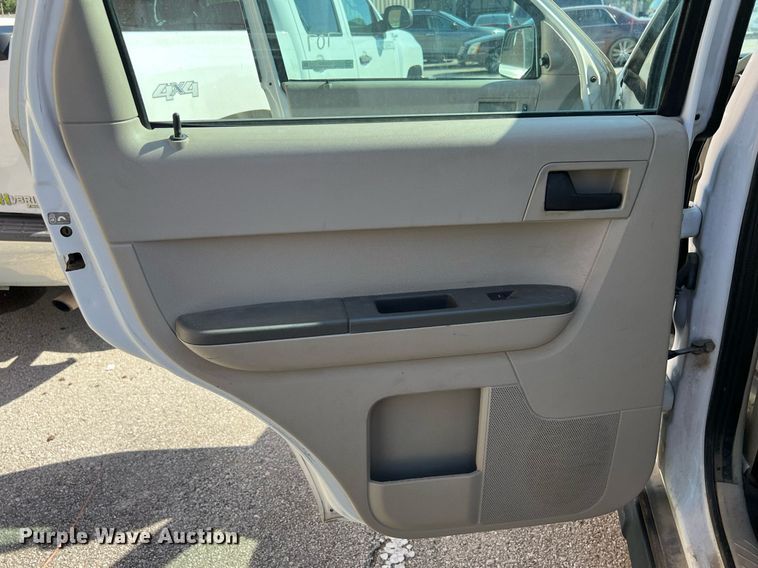 image for item EG8362 2011 Ford Escape SUV