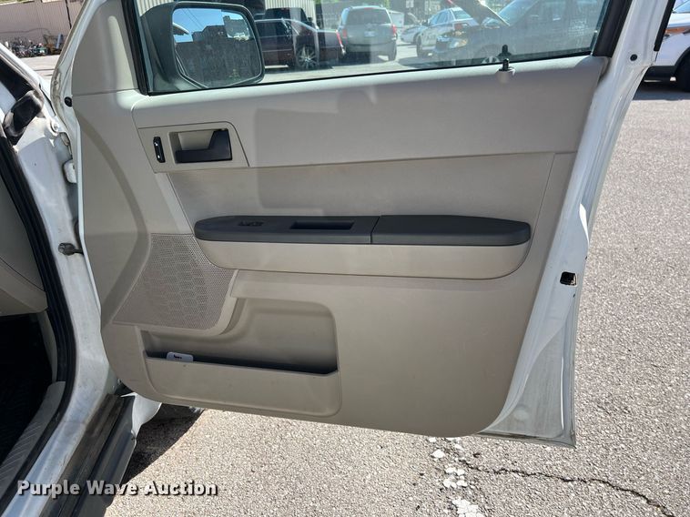 image for item EG8362 2011 Ford Escape SUV