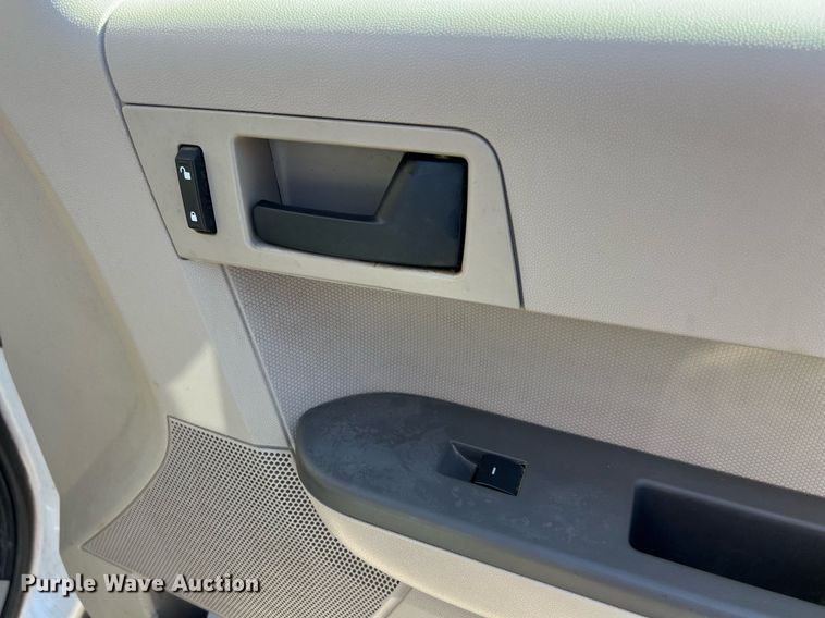 image for item EG8362 2011 Ford Escape SUV