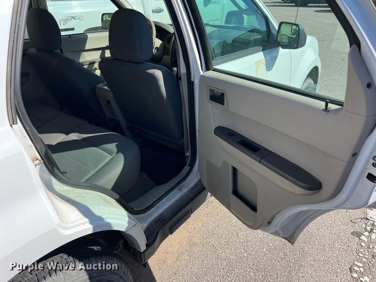 image for item EG8362 2011 Ford Escape SUV