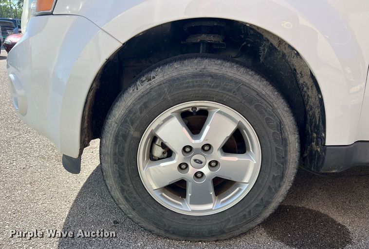 image for item EG8362 2011 Ford Escape SUV