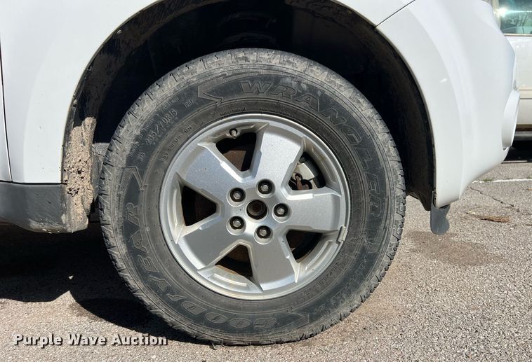 image for item EG8362 2011 Ford Escape SUV