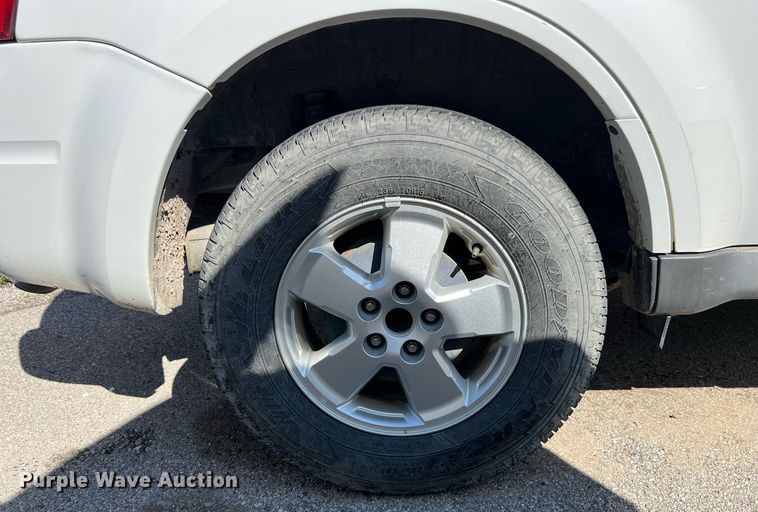 image for item EG8362 2011 Ford Escape SUV