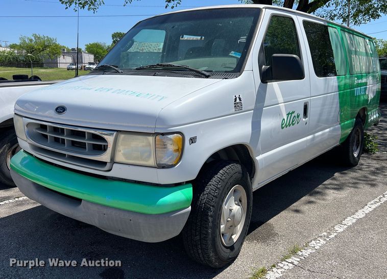 image for item EG8366 2001 Ford E350 van