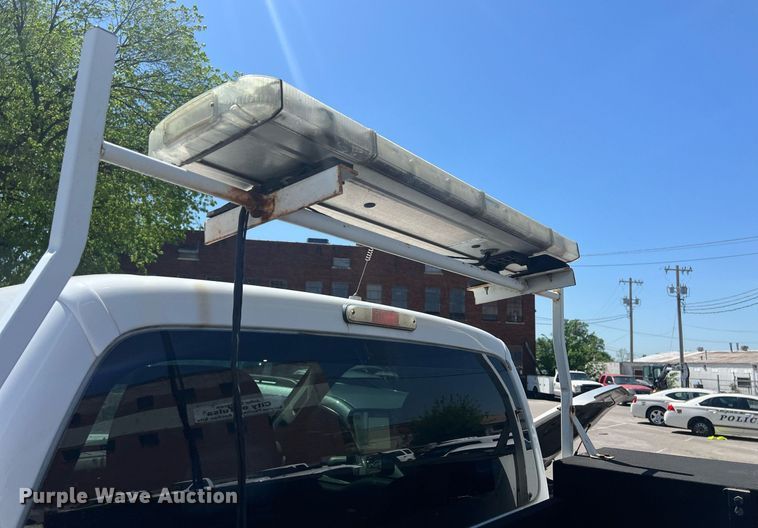 image for item EG8367 2011 Ford F450 Super Duty utility / service truck