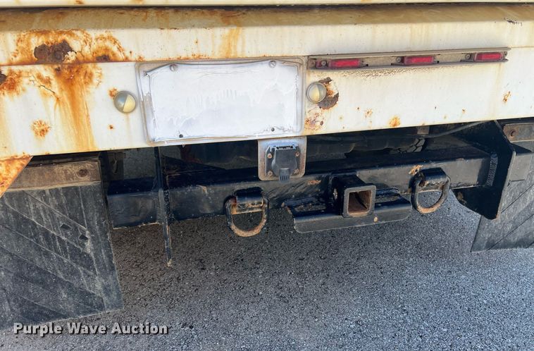 image for item EG8367 2011 Ford F450 Super Duty utility / service truck