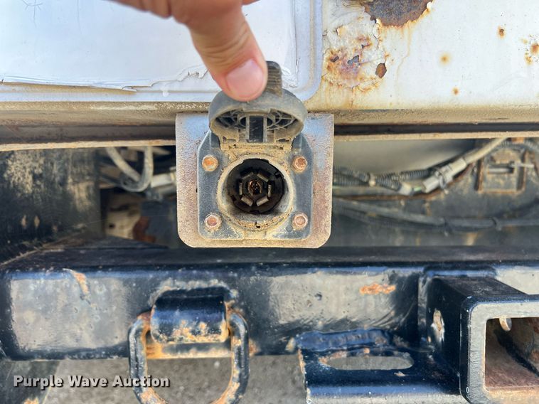 image for item EG8367 2011 Ford F450 Super Duty utility / service truck