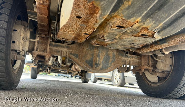 image for item EG8367 2011 Ford F450 Super Duty utility / service truck