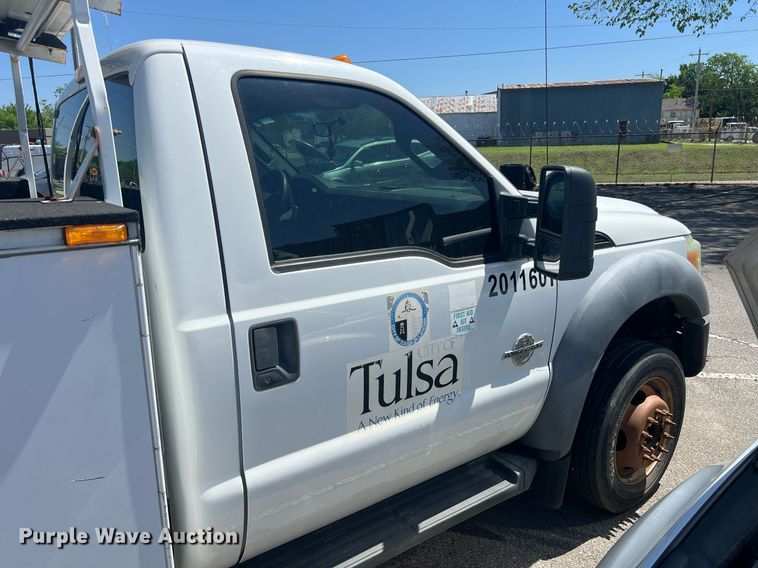 image for item EG8367 2011 Ford F450 Super Duty utility / service truck