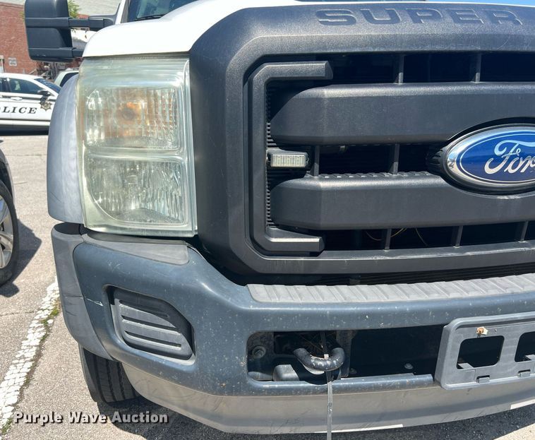 image for item EG8367 2011 Ford F450 Super Duty utility / service truck