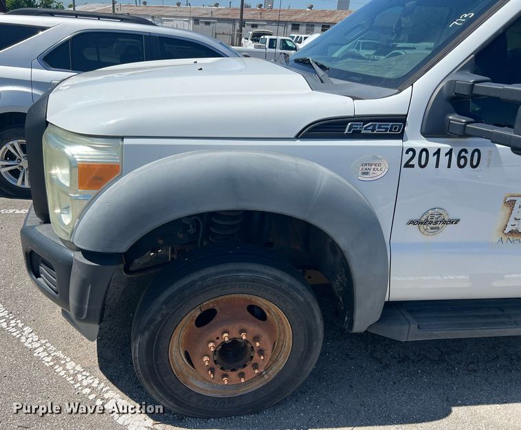 image for item EG8367 2011 Ford F450 Super Duty utility / service truck