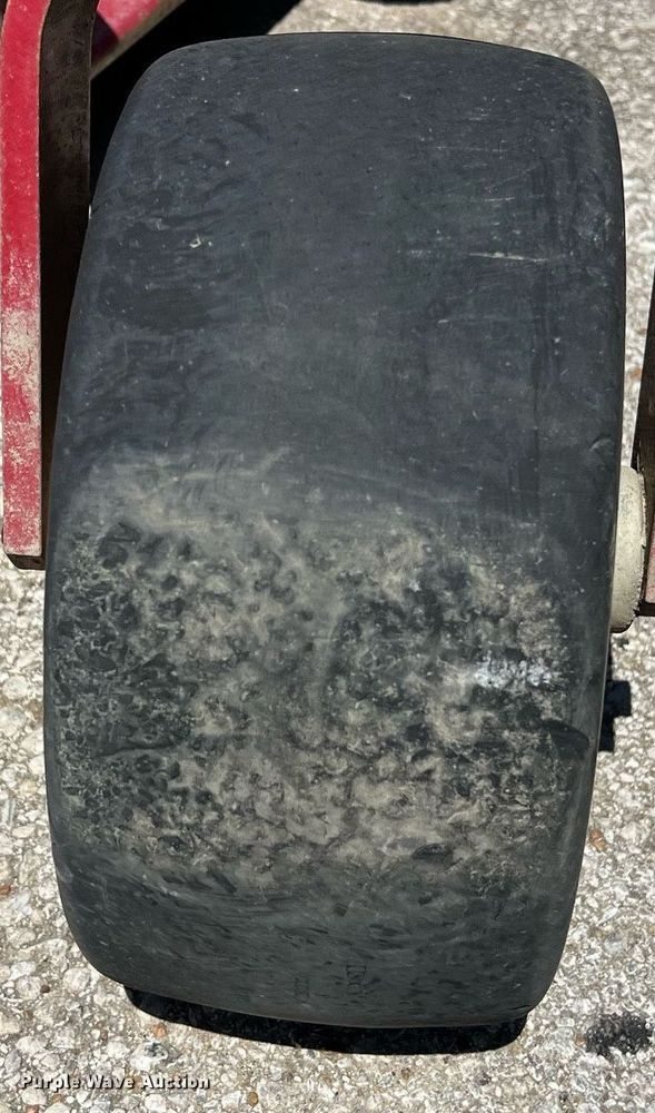 image for item EG8370 2017 Toro 74274 ZTR lawn mower