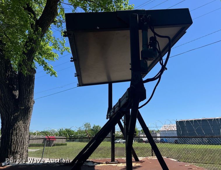 image for item EG8371 2002 Ford F450 Super Duty flatbed truck