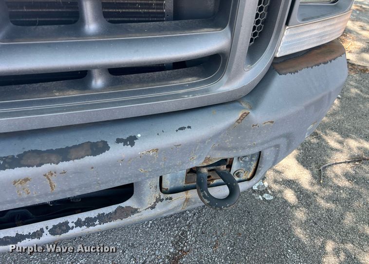 image for item EG8371 2002 Ford F450 Super Duty flatbed truck