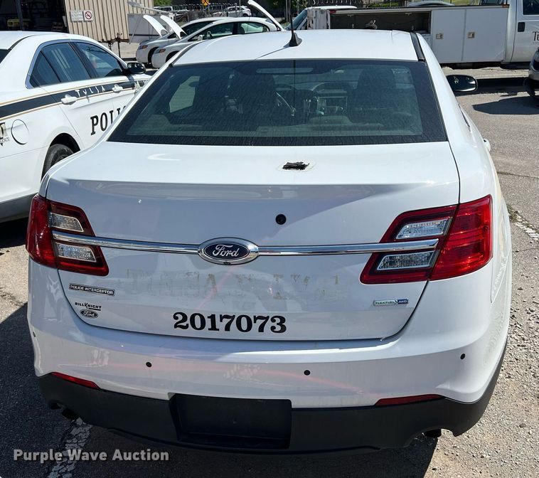 image for item EG8372 2017 Ford Taurus Police Interceptor 