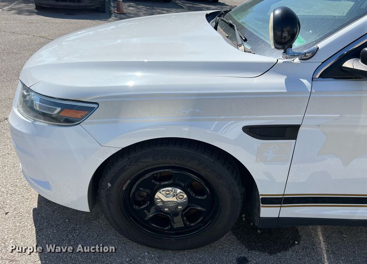 image for item EG8372 2017 Ford Taurus Police Interceptor 