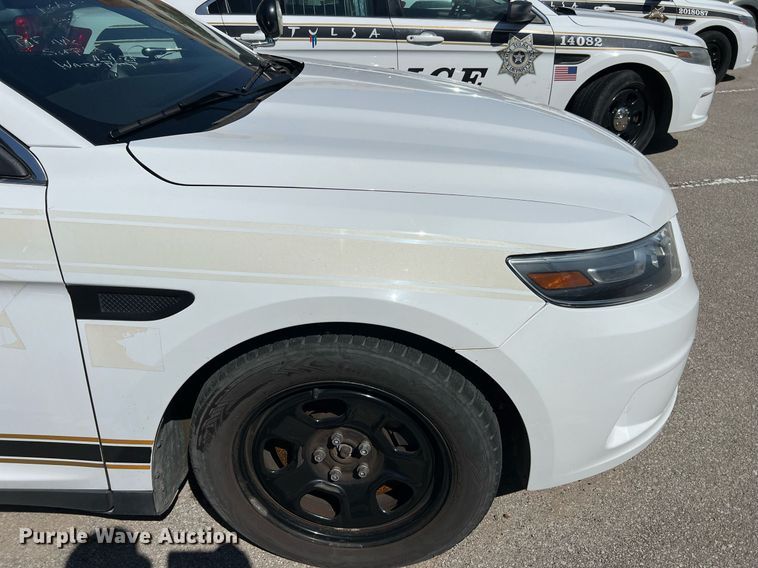 image for item EG8372 2017 Ford Taurus Police Interceptor 