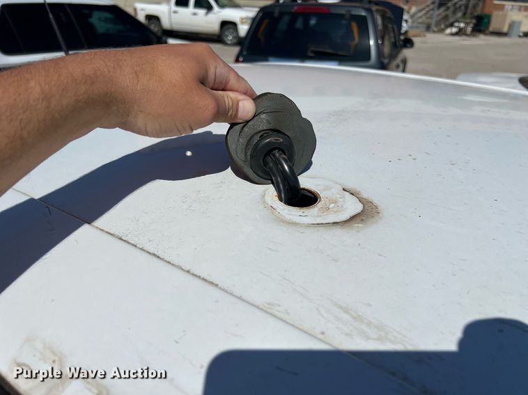 image for item EG8372 2017 Ford Taurus Police Interceptor 