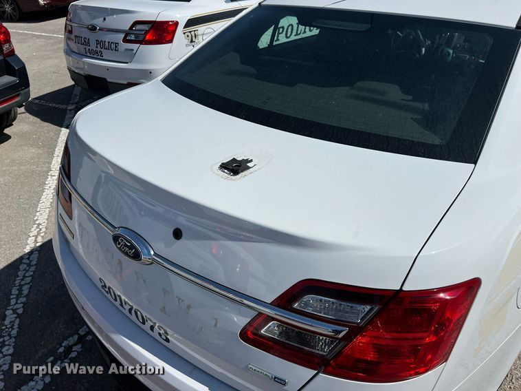 image for item EG8372 2017 Ford Taurus Police Interceptor 