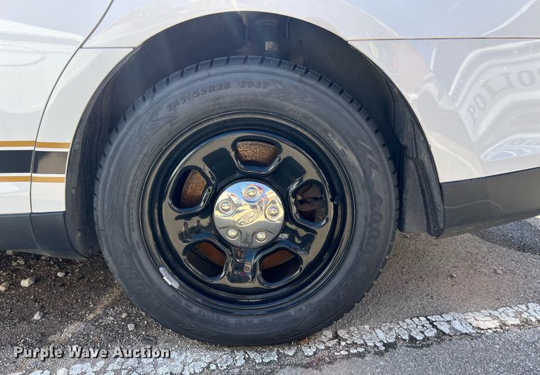 image for item EG8372 2017 Ford Taurus Police Interceptor 