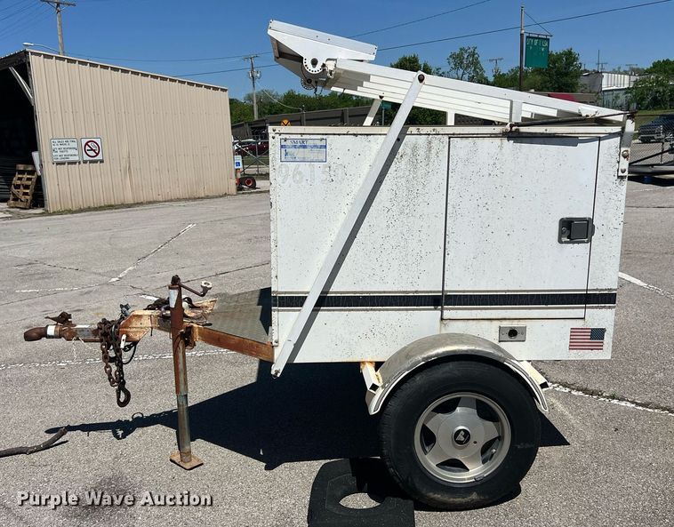 image for item EG8374 1996 Kustom Signals radar trailer