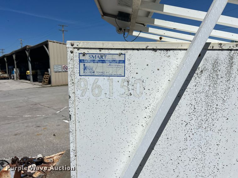 image for item EG8374 1996 Kustom Signals radar trailer