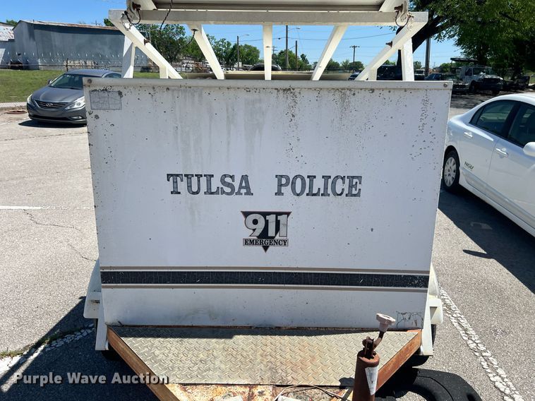 image for item EG8374 1996 Kustom Signals radar trailer