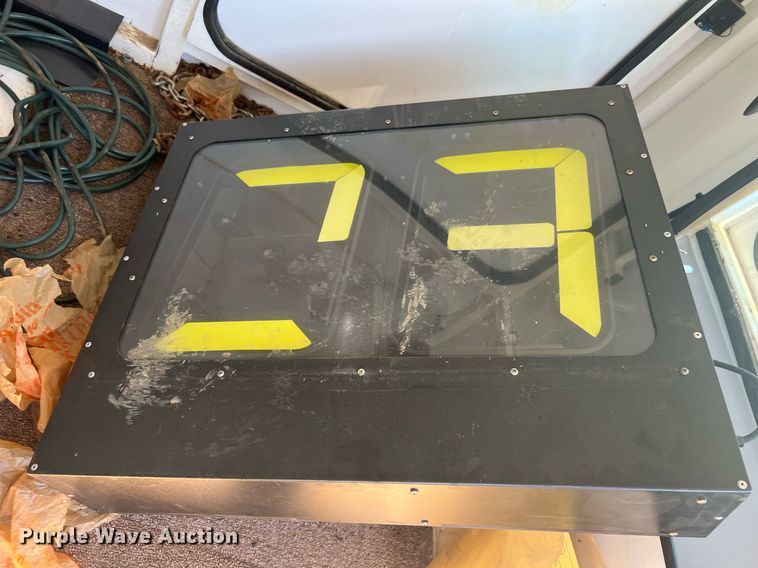 image for item EG8374 1996 Kustom Signals radar trailer