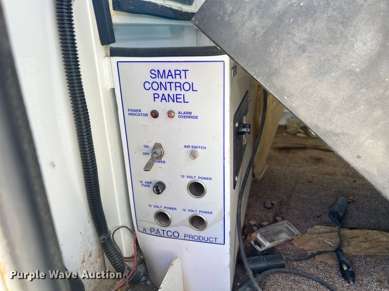 image for item EG8374 1996 Kustom Signals radar trailer