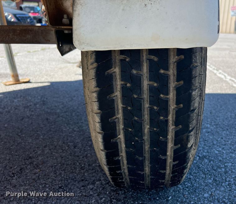 image for item EG8374 1996 Kustom Signals radar trailer