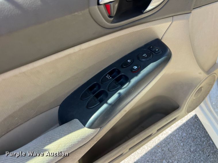 image for item EG8376 2007 Honda Civic 