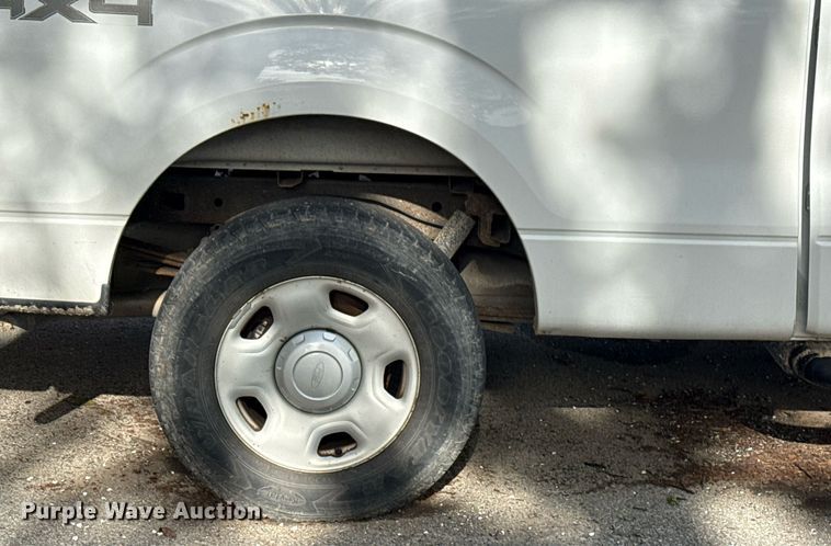 image for item EG8377 2009 Ford F150 SuperCab pickup truck