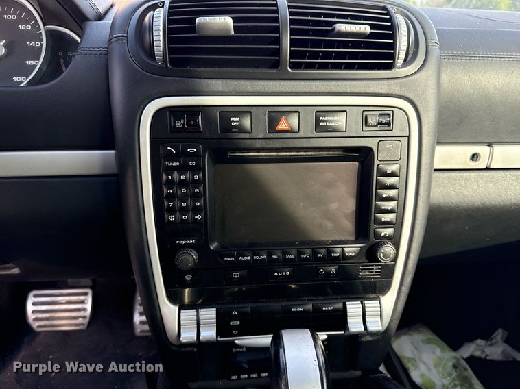 image for item EG8378 2008 Porsche Cayenne SUV