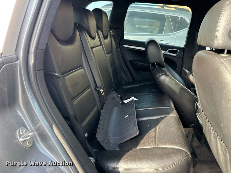 image for item EG8378 2008 Porsche Cayenne SUV