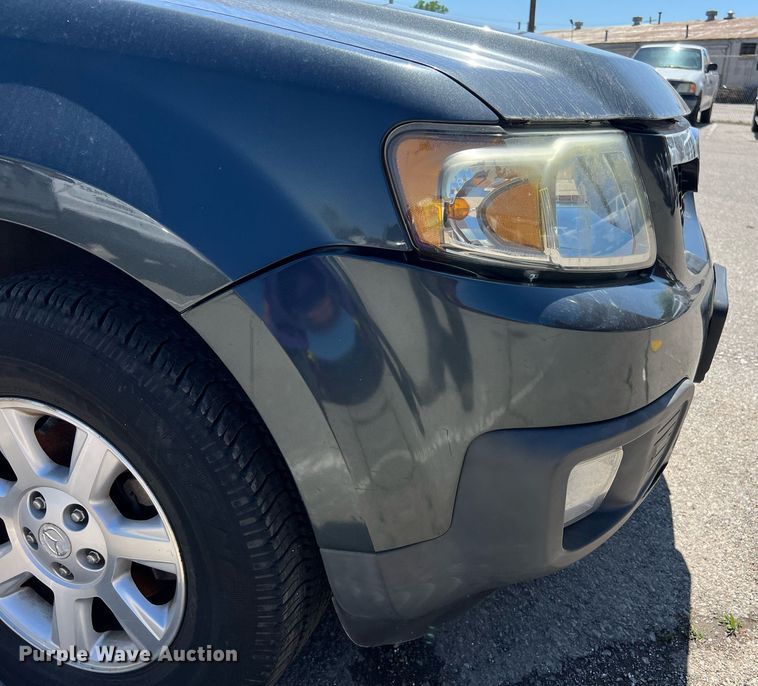 image for item EG8379 2009 Mazda Tribute SUV