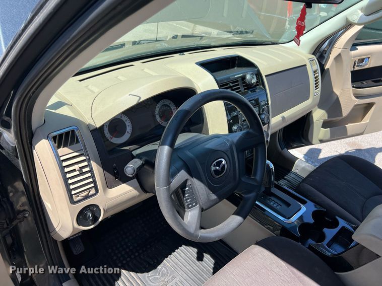 image for item EG8379 2009 Mazda Tribute SUV