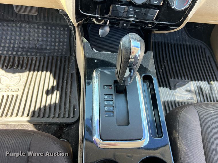 image for item EG8379 2009 Mazda Tribute SUV