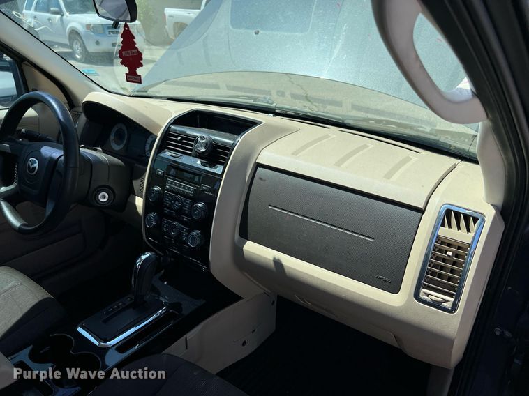 image for item EG8379 2009 Mazda Tribute SUV