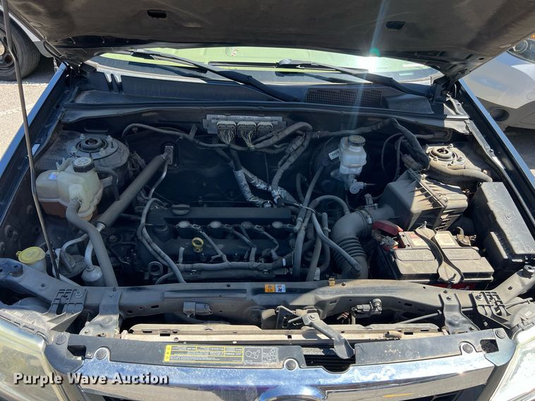 image for item EG8379 2009 Mazda Tribute SUV