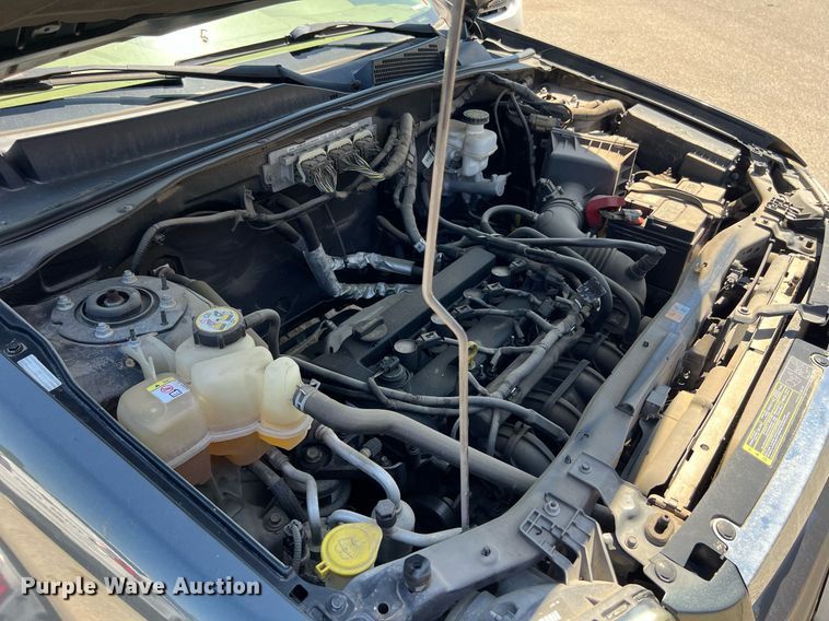 image for item EG8379 2009 Mazda Tribute SUV