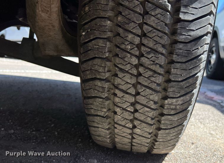 image for item EG8379 2009 Mazda Tribute SUV