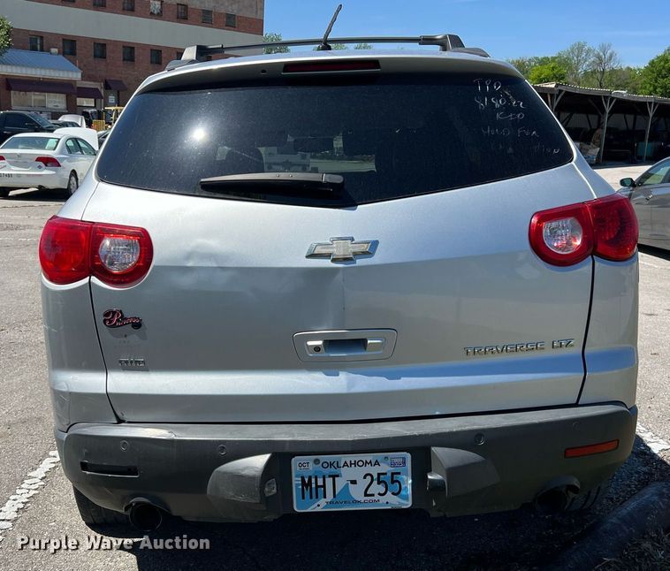 image for item EG8380 2011 Chevrolet Traverse SUV
