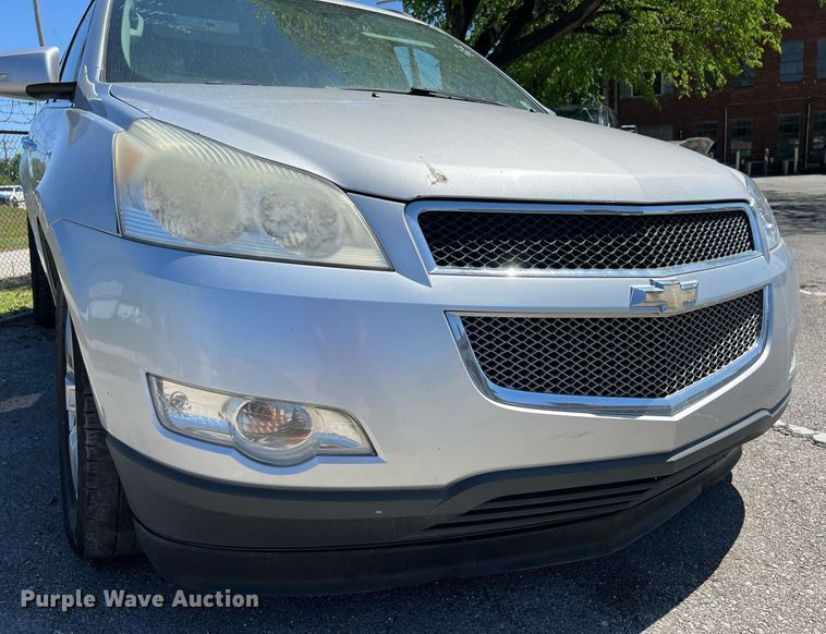 image for item EG8380 2011 Chevrolet Traverse SUV