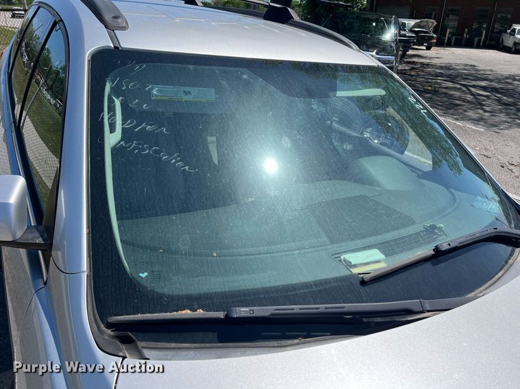 image for item EG8380 2011 Chevrolet Traverse SUV