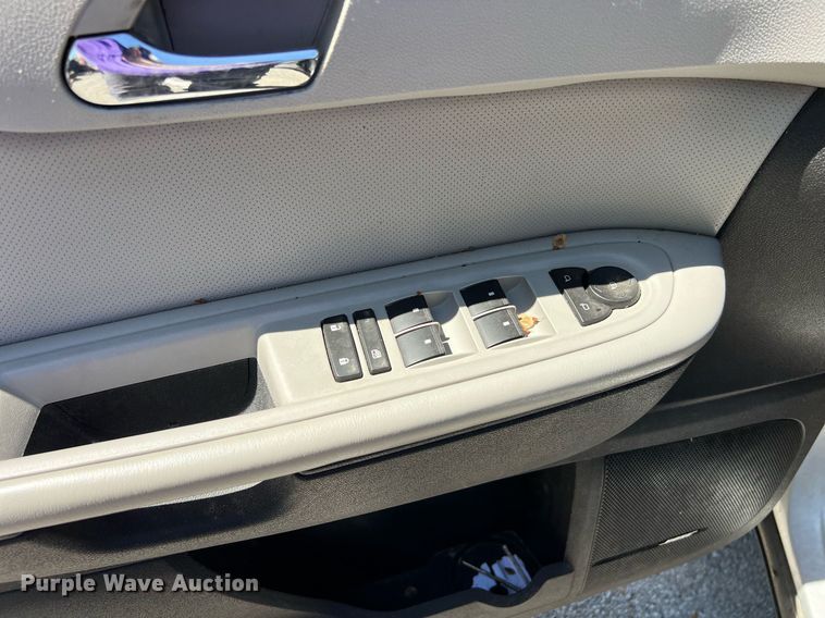 image for item EG8380 2011 Chevrolet Traverse SUV