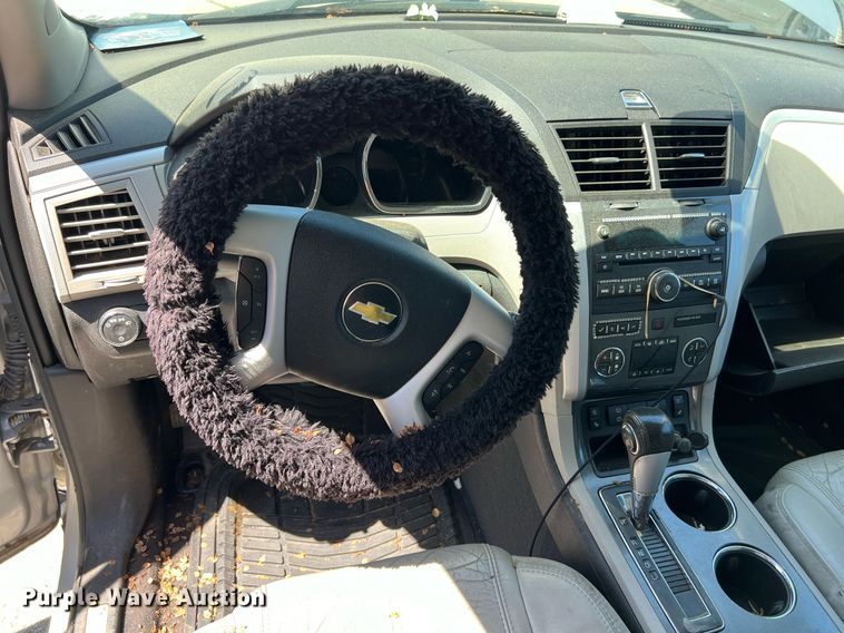 image for item EG8380 2011 Chevrolet Traverse SUV